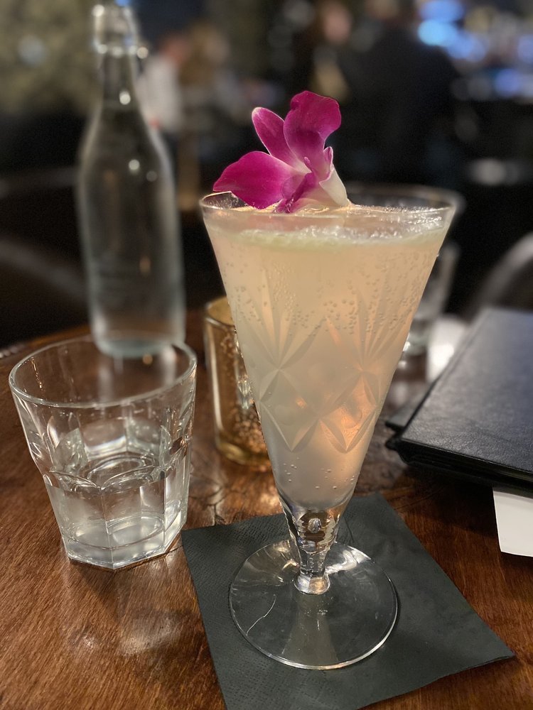 Anastasia’s Speakeasy Logo