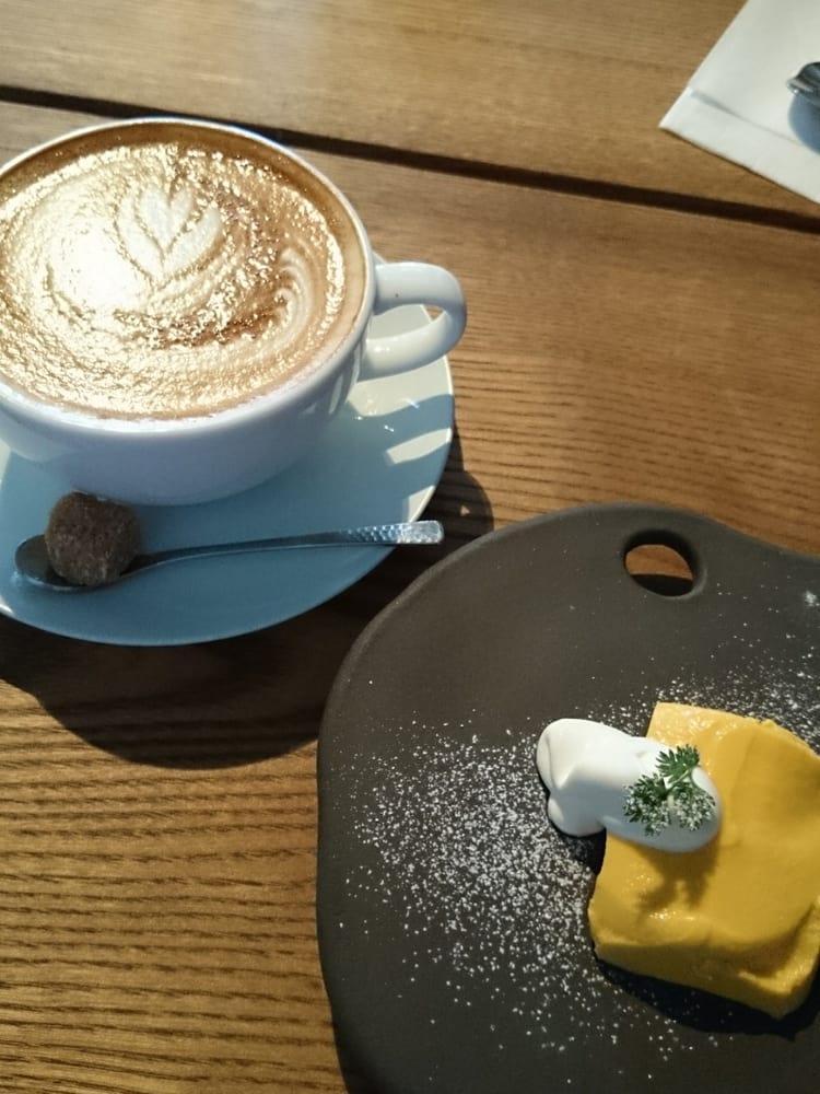 Tsubaki Salon Sapporo Honten