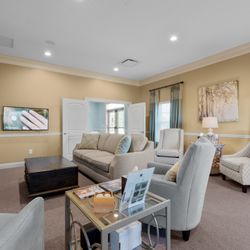Leaf Cremation of Ohio - At Leaf, we prioritize your comfort. Our spacious lounge offers a warm, home-like atmosphere for families to gather and share memories.