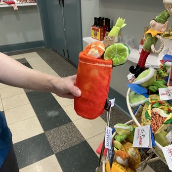 Royal Treatment - You like brunch? So does your pup! - Pet Groomers Near Me - Baton Rouge, Louisiana Royal Treatment - You like brunch? So does your pup! - Pet Groomers Near Me - Baton Rouge, Louisiana