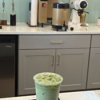 Cups & Pups Coffee - Vanilla Matcha - Coffee & Tea Near Me - Orlando, Florida Cups & Pups Coffee - Vanilla Matcha - Coffee & Tea Near Me - Orlando, Florida