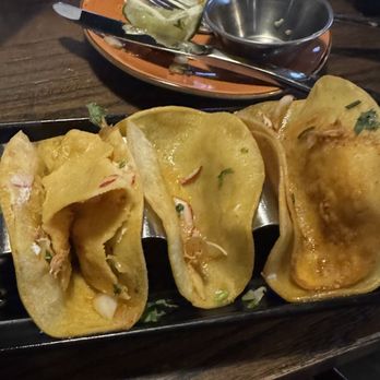 Vidorra - Chicken Tinga Taco- so oily - New Mexican Cuisine Near Me - Grand Prairie, Texas Vidorra - Chicken Tinga Taco- so oily - New Mexican Cuisine Near Me - Grand Prairie, Texas
