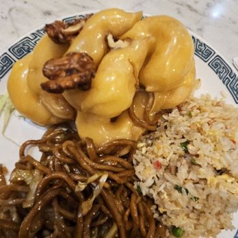 Far East Chinese Restaurants - Lunch special with honey walnut shrimp. - Chinese Near Me - Angels Camp, California Far East Chinese Restaurants - Lunch special with honey walnut shrimp. - Chinese Near Me - Angels Camp, California