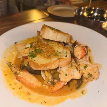 Sam's Anchor Cafe - Cioppino - $40 - Seafood Near Me - Tiburon, California Sam's Anchor Cafe - Cioppino - $40 - Seafood Near Me - Tiburon, California
