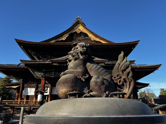 Zenkōji temple by null