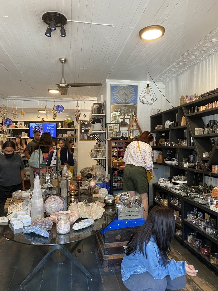 AMITYVILLE APOTHECARY 45 Photos & 36 Reviews 174 Park Ave