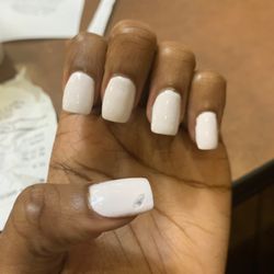 Tropical Nails - Refused to fix