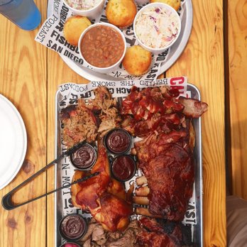 Cali BBQ - Tailgater $79.99: pulled pork, brisket, chicken, ribs, and rib tips. Sides of potato salad, Mac N cheese, beans, coleslaw and cornbread. - Barbeque Near Me - Spring Valley, California