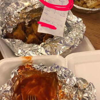 Campus Corner Pizza - "hot wings" - Pizza Near Me - Villanova, Pennsylvania