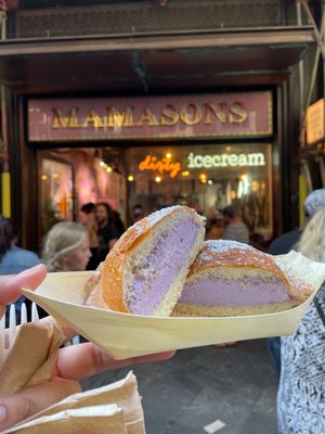 Mamasons Dirty Ice Cream (Chinatown London) by null