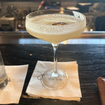 Jonathan’s The Rub East End - Lemon drop - Cocktail Bars Near Me - Houston, Texas Jonathan’s The Rub East End - Lemon drop - Cocktail Bars Near Me - Houston, Texas