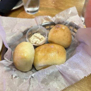 Texas Roadhouse - Steakhouses Near Me - Bakersfield, California