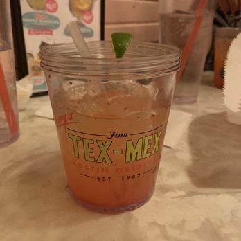 Chuy's - Grande margarita - Mexican Near Me - Glen Allen, Virginia