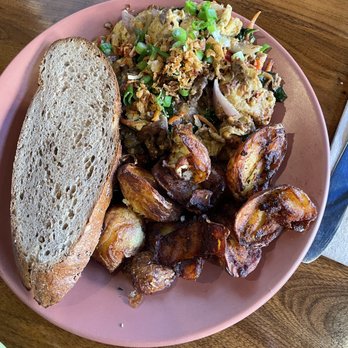 Berkeley Social Club - Bulgogi Scramble - Breakfast & Brunch Near Me - Berkeley, California