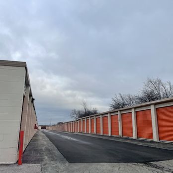 Public Storage - Self Storage Near Me - Bensenville, Illinois Public Storage - Self Storage Near Me - Bensenville, Illinois