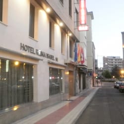 Hotel Reina Isabel - Situado en el Centro Histórico de       Medina del campo