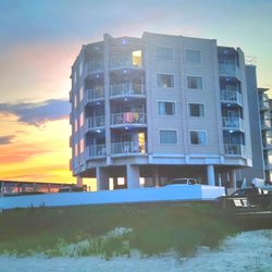 El Coronado Resort - Hotel from the beach