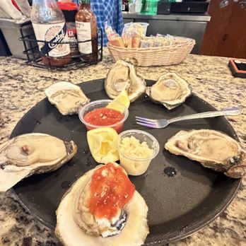 McElroy's Harbor House - OYSTERS - Seafood Near Me - Biloxi, Mississippi