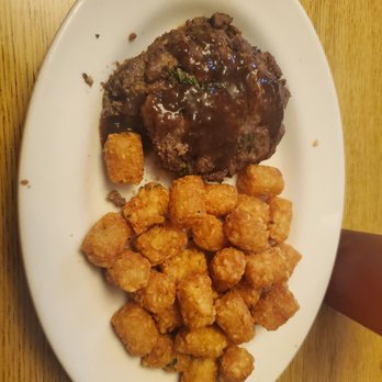 Blain Hotel & Restaurant - Meatloaf and tater tots - Hotels Near Me - Blain, Pennsylvania Blain Hotel & Restaurant - Meatloaf and tater tots - Hotels Near Me - Blain, Pennsylvania