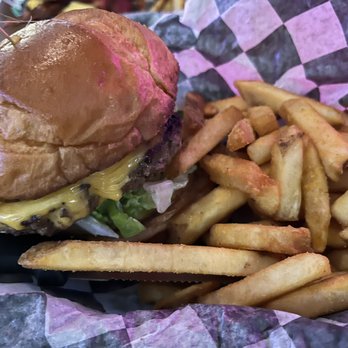 Half Time Rec - burger - Dive Bars Near Me - Saint Paul, Minnesota Half Time Rec - burger - Dive Bars Near Me - Saint Paul, Minnesota