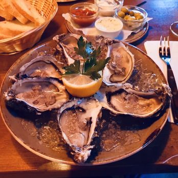Castro - Frische Austern - Steakhouses Near Me - Leverkusen, NW