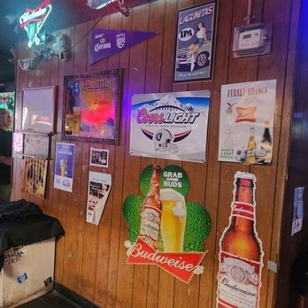 Round Corner Tavern - Dive Bars Near Me - Sacramento, California Round Corner Tavern - Dive Bars Near Me - Sacramento, California