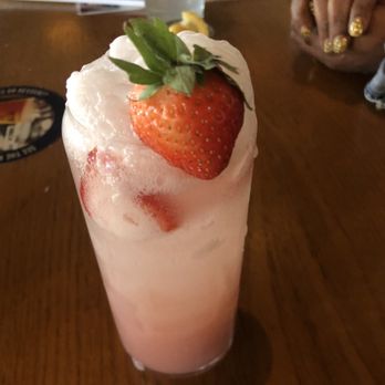 BJ's Restaurant & Brewhouse - New American Near Me - Valley Stream, New York