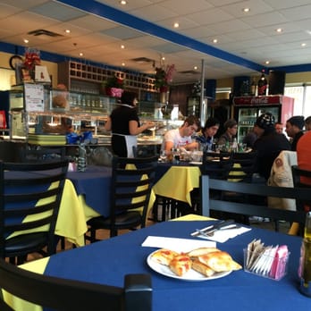 Rosticceria Dolce E Salato - people eating in a restaurant - Coffee & Tea Near Me - Vaughan, Ontario Rosticceria Dolce E Salato - people eating in a restaurant - Coffee & Tea Near Me - Vaughan, Ontario