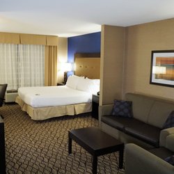 Holiday Inn Express & Suites Gibson - Guest Room