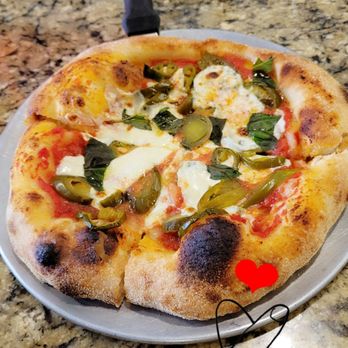Soul Fire Brewing - Margherita Brick oven pizza - Brewpubs Near Me - Cleburne, Texas Soul Fire Brewing - Margherita Brick oven pizza - Brewpubs Near Me - Cleburne, Texas