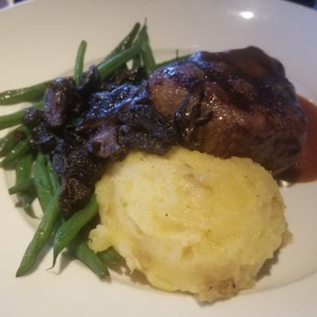 Seasons 52 - 8oz Filet mignon - New American Near Me - Lone Tree, Colorado