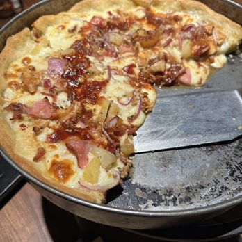 Chicago Fire - Meridian - Second City BBQ Deep Dish Pizza - Pizza Near Me - Meridian, Idaho
