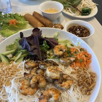 Broth & Basil - Noodles Near Me - Pflugerville, Texas