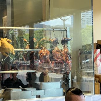 Sandy's Cafe - Hanging fowl - Cantonese Near Me - Honolulu, Hawaii