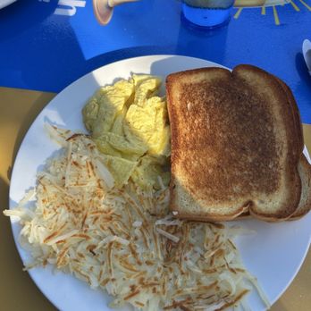Barunch - Scrambled eggs, hash browns, toast - Breakfast & Brunch Near Me - Cape Coral, Florida