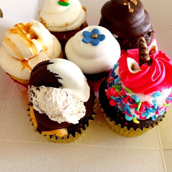 Cinderella Cakes - Desserts Near Me - Anaheim, California