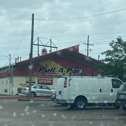 Pull-A-Part Baton Rouge - shows storefront - Auto Parts & Supplies Near Me - Baton Rouge, Louisiana