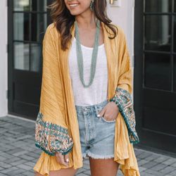 Hand In Pocket - THML Sunnier Days Embroidered Sleeve Kimono
