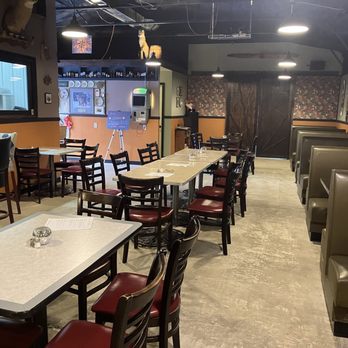 Fox Hops Brewery - Breweries Near Me - Elkins, West Virginia