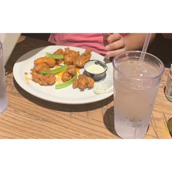 Anchor Bar - Boneless chicken wings - Sports Bars Near Me - Round Rock, Texas