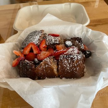 Ali'i Coffee - Honolulu - Sweetbread toast (it's freshly made and really crunchy!) - Coffee & Tea Near Me - Honolulu, Hawaii
