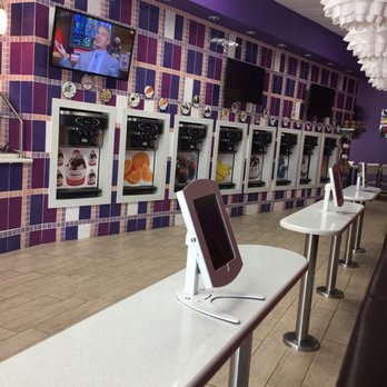 Yo-Delight - Desserts Near Me - Teaneck, New Jersey
