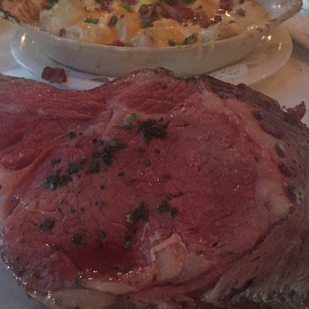 Ken's Steakhouse - Prime Rib - Steakhouses Near Me - Framingham, Massachusetts