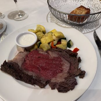 Hy's Steak House - Prime Rib with double veg and no starch - Steakhouses Near Me - Honolulu, Hawaii