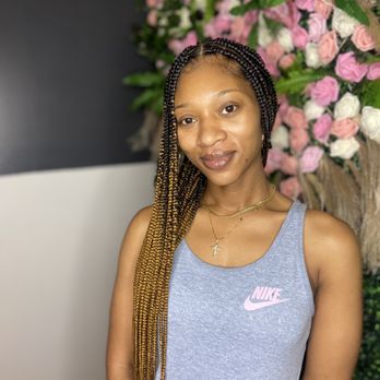 Chic Braids Atlanta - Medium Knotless - Hair Stylists Near Me - Marietta, Georgia Chic Braids Atlanta - Medium Knotless - Hair Stylists Near Me - Marietta, Georgia