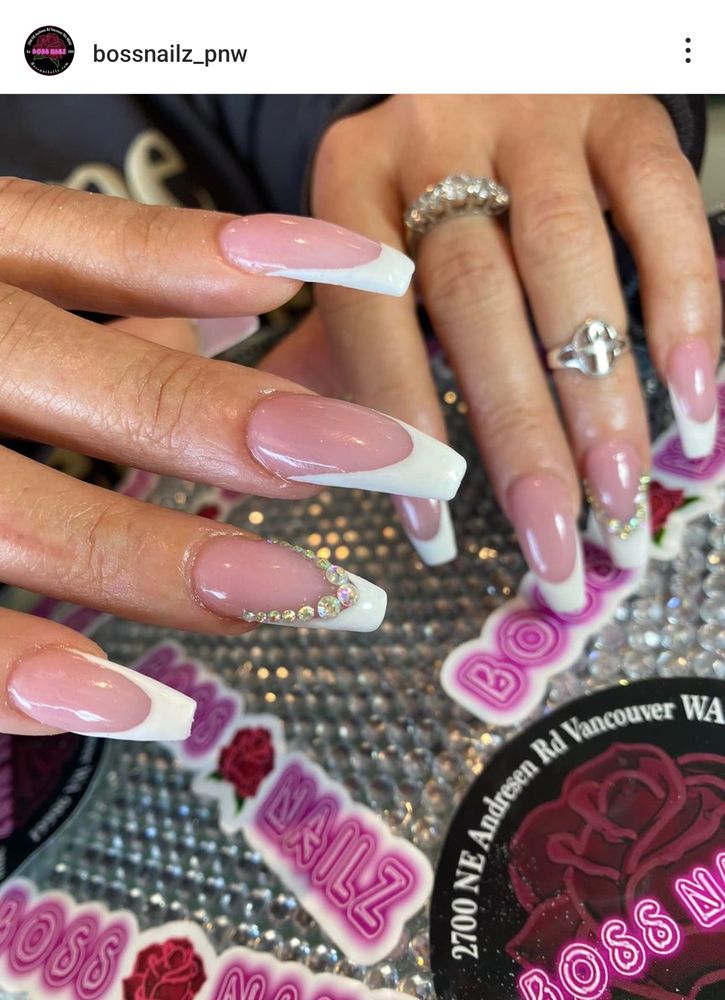Boss Nailz Logo