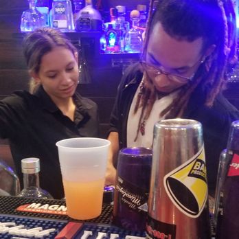 Peppers Bistro - Puerto Rican Near Me - Bayamón, Puerto Rico