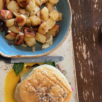 First Watch - Brooklyn burger w/potatoes - Breakfast & Brunch Near Me - Charlotte, North Carolina First Watch - Brooklyn burger w/potatoes - Breakfast & Brunch Near Me - Charlotte, North Carolina