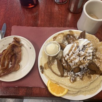 The Breakfast Nook - Apple cinnamon pancakes - Breakfast & Brunch Near Me - North Haven, Connecticut The Breakfast Nook - Apple cinnamon pancakes - Breakfast & Brunch Near Me - North Haven, Connecticut