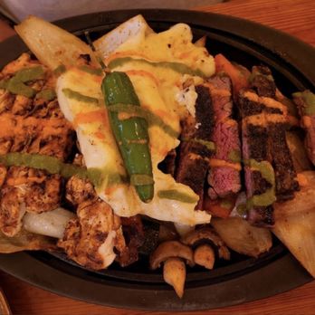 El Gato Negro Gretna - Get the Skirt Steak Fajita - Bars Near Me - Gretna, Louisiana El Gato Negro Gretna - Get the Skirt Steak Fajita - Bars Near Me - Gretna, Louisiana